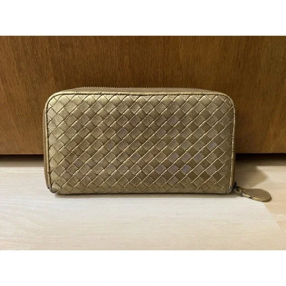 Bottega Veneta Gold Intrecciato Leather Zip Around Wallet Metallic Shiny - Picture 1 of 15